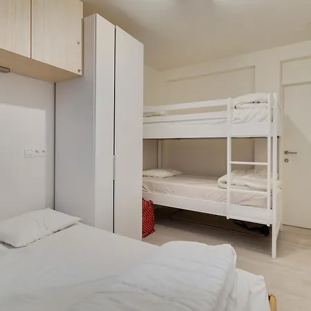 Teniers 0202 Apartment *